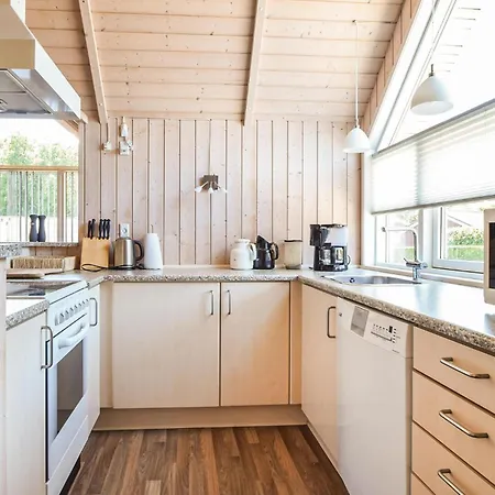 Hébergement de vacances Awesome In Juelsminde With Kitchen