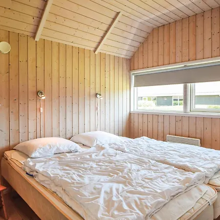 Smukt Hjem I Juelsminde Med Sauna